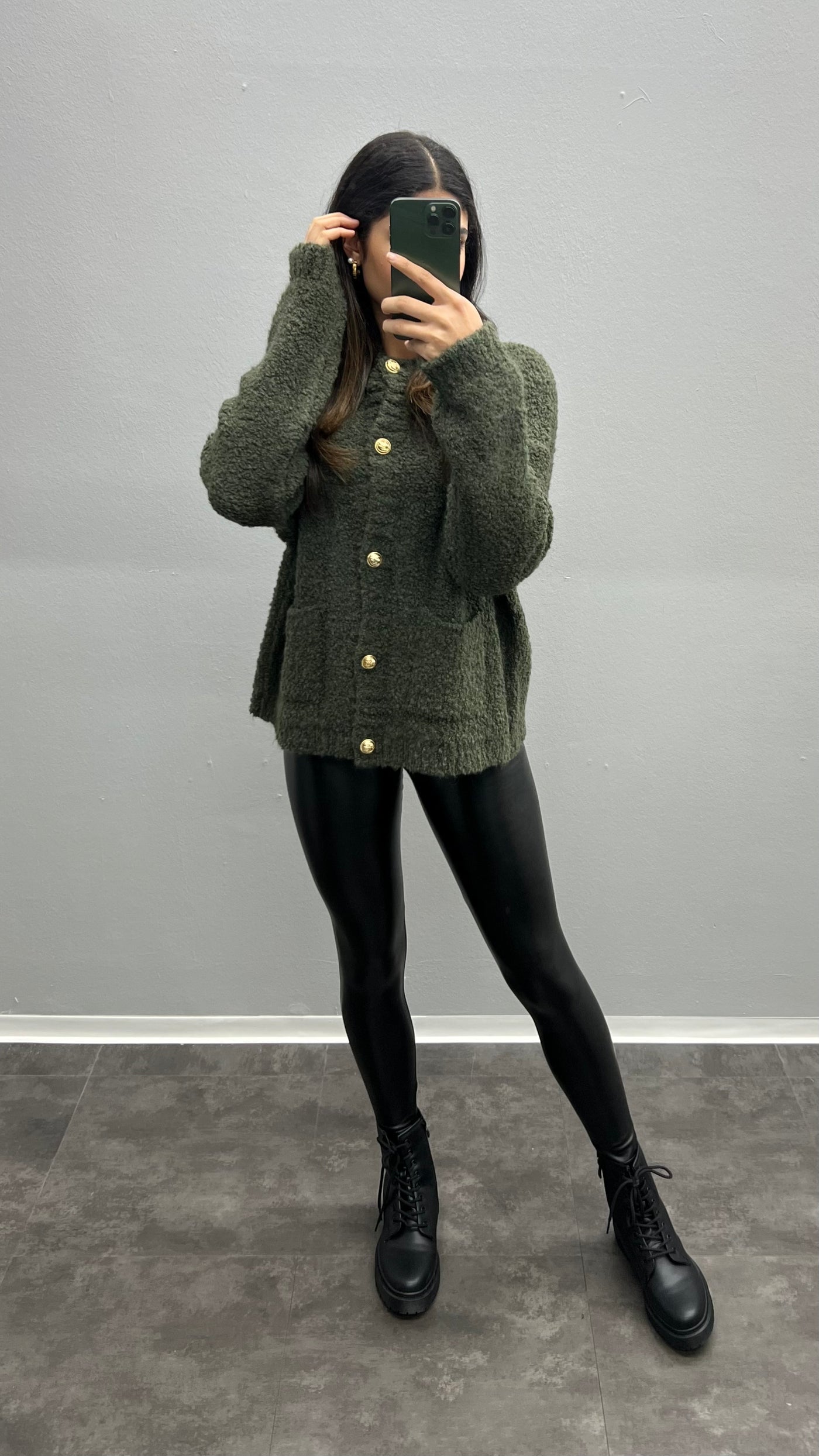 Elli Flauschige Strickjacke