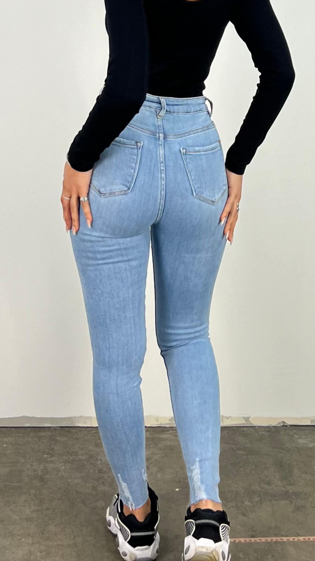 Laura Skinnyjeans