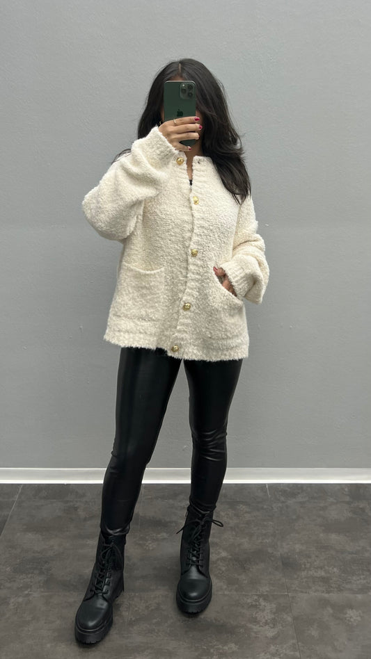 Elli Flauschige Strickjacke